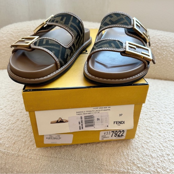 Fendi Feel Jacquard Sandal, Slides, Shoes - Picture 4 of 16